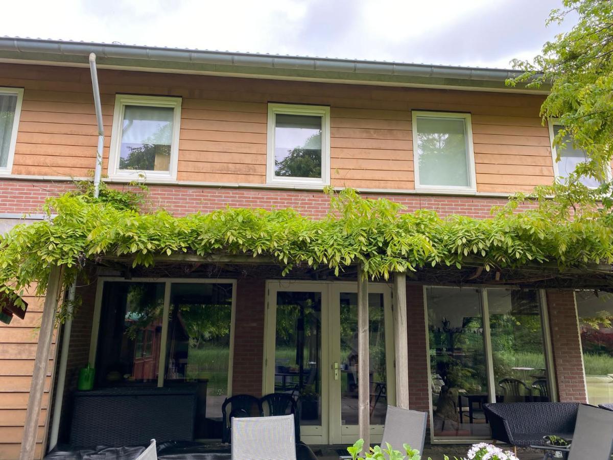 Huis Van Steen Lelystad Luaran gambar