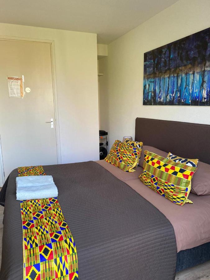 Huis Van Steen Lelystad Luaran gambar