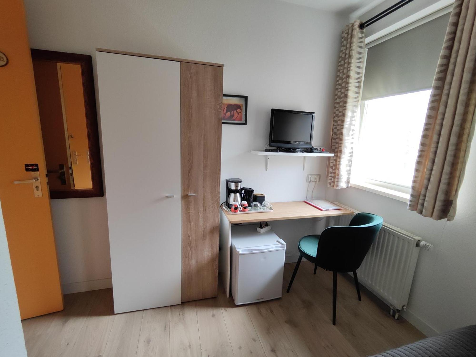 Huis Van Steen Lelystad Luaran gambar