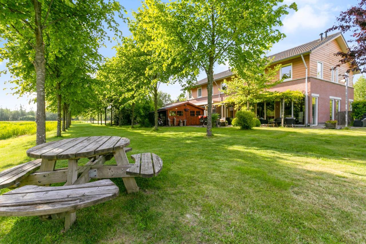 Huis Van Steen Lelystad Luaran gambar